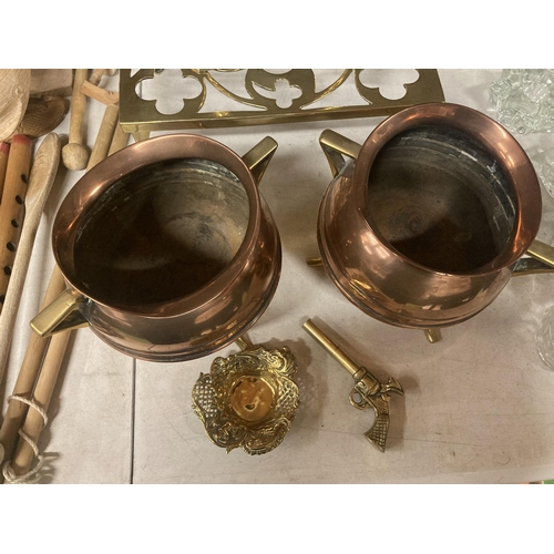 1088 - A QUANTITY OF BRASS AND COPPER TO INCLUDE CANDLESTICKS, PAN STAND, TWIN HANDLED FOOTED PLANTERS, ETC... 