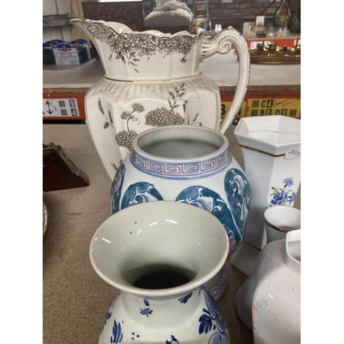 1132 - A QUANTITY OF VINTAGE JUGS AND VASES TO INCLUDE A LARGE 'MEADOW SWEET' JUG