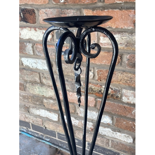 998 - A TALL HEAVY METAL CANDLE HOLDER, HEIGHT 98 CM