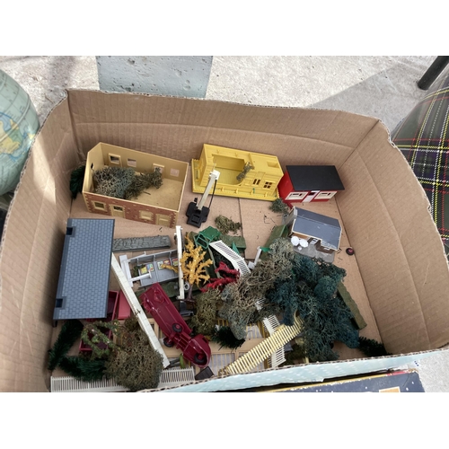 2018 - AN ASSORTMENT OF ITEMS TO INCLUDE A JIGSAW, A GLOBE AND TRAIN TRACK ITEMS ETC