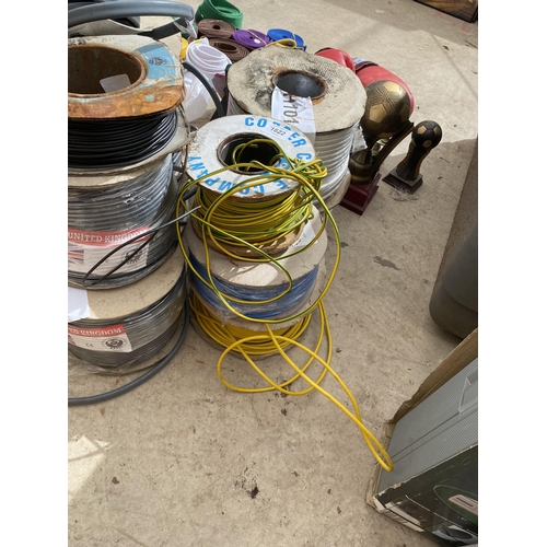 1622 - A LARGE QUANTITY OF ASSORTED CABLE AND WIRE