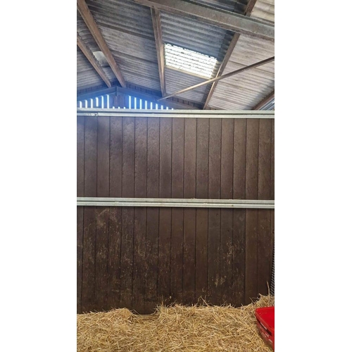 283 - FIVE AEI STABLES OF 5 MIDDLES 14' X 10'  AND  ONE SOLID END  WITH SLIDING DOORS AND ANTI WEAVE BARS ... 