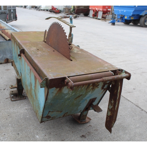 278 - KIDD SAW BENCH  +  VAT