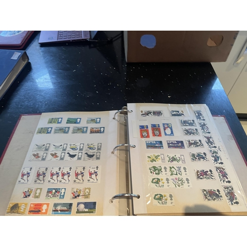 330A - A RED STAMP ALBUM OF GB, USA AND WORLD STAMPS