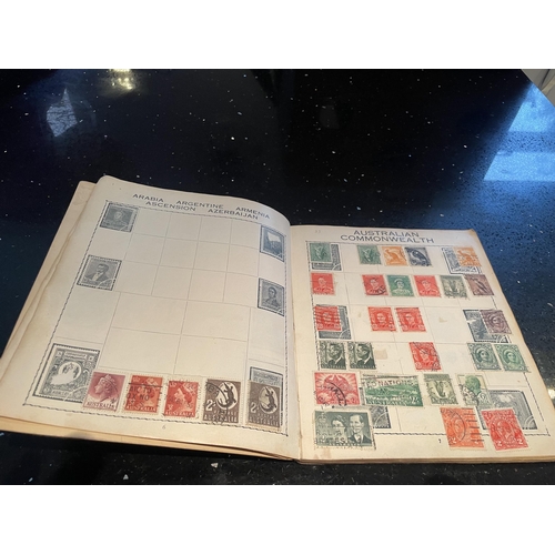 390A - THE MARVEL STAMP ALBUM OF WORLD STAMPS