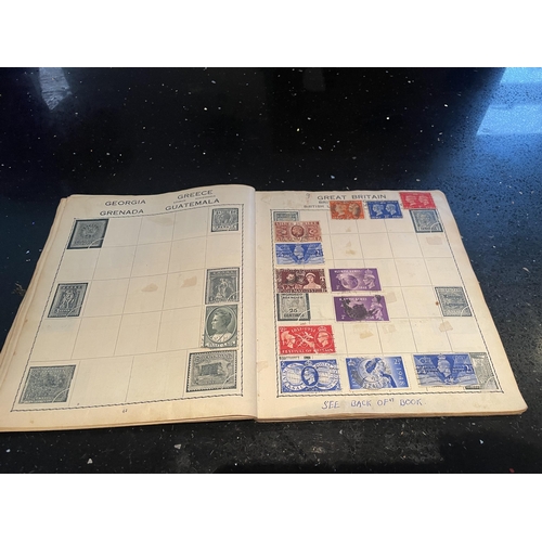 390A - THE MARVEL STAMP ALBUM OF WORLD STAMPS