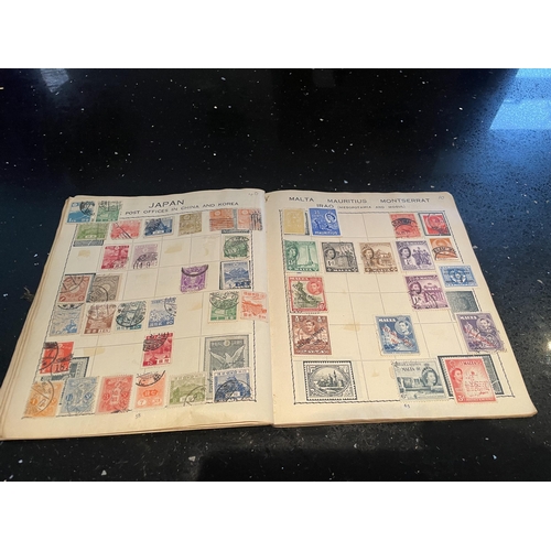 390A - THE MARVEL STAMP ALBUM OF WORLD STAMPS