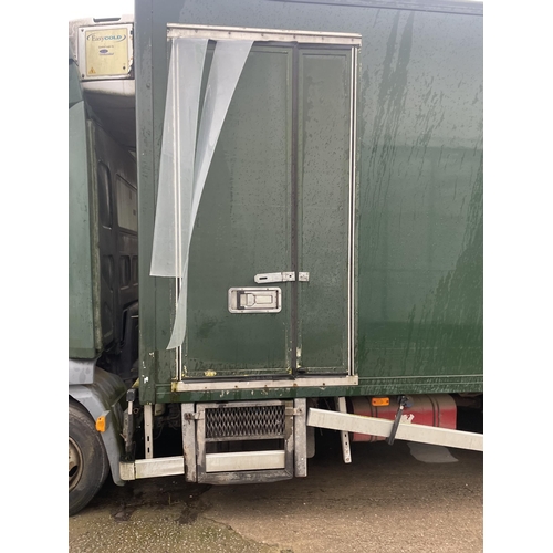 170 - A DAF LF 45.150 CONTAINER WAGON REG. NO. MX06 NBD
232,906 KILOMETERS 16' REFRIGERATED CONTAINER WITH... 