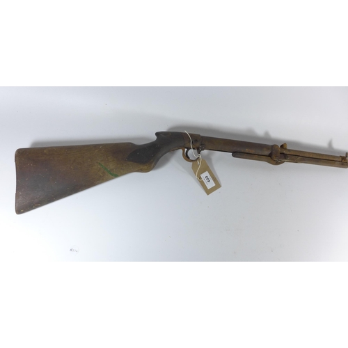 400 - A .177 CALIBRE AIR RIFLE, 43CM BARREL, LENGTH 101CM (A/F)