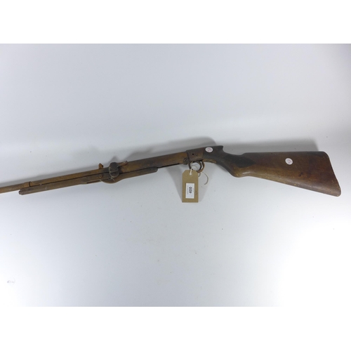 400 - A .177 CALIBRE AIR RIFLE, 43CM BARREL, LENGTH 101CM (A/F)