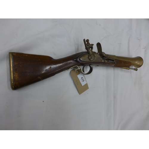 428 - A REPLICA NON FIRING FLINTLOCK BLUNDERBUSS, 21CM BRASS BARREL, LENGTH 48CM