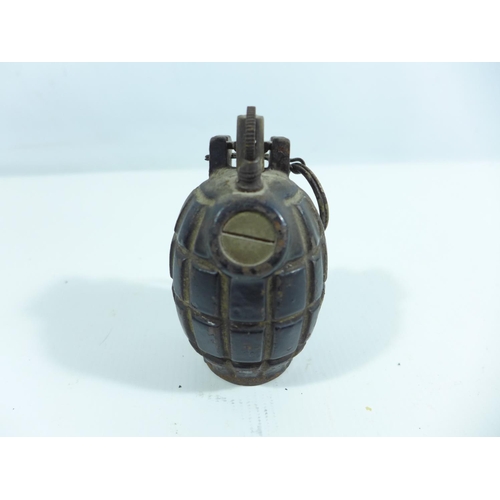 324 - A WORLD WAR II PERIOD GRENADE MADE INTO A LIGHTER, HEIGHT 10CM