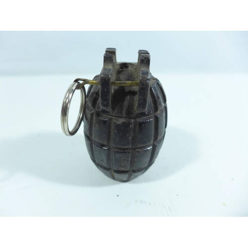 325 - A WORLD WAR II PERIOD GRENADE MADE INTO A MONEY BOX, HEIGHT 9.5CM