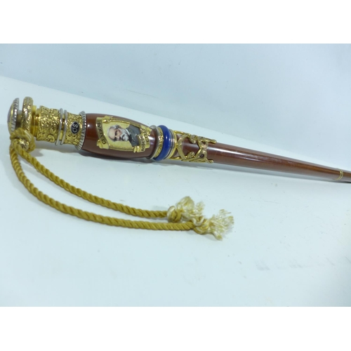 341 - AN ELABORATE CONFEDERATE STATES ROBERT E LEE WALKING/BANDSMAN CANE, LENGTH 117CM