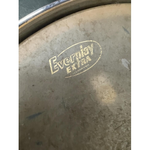 460 - AN OLYMPIC EVERPLAY EXTRA SNARE DRUM, DIAMETER 38CM, HEIGHT 10CM, TOGETHER WITH TWO PAIRS OF DRUMSTI... 