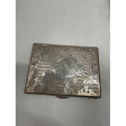 36 - A VICTORIAN SILVER WALLET WITH FLORAL CHASED & ENGRAVED DESIGN, IN ORIGINAL CASE, HALLMARKS FOR CHES... 