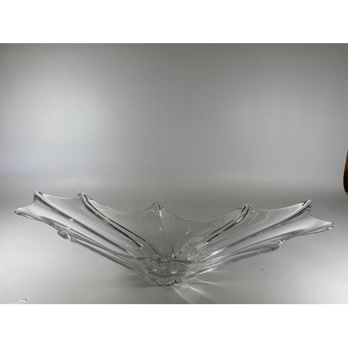 44A - A SIGNED DAUM, FRANCE, HEAVY HANDMADE LARGE VINTAGE CRYSTAL CENTREPIECE BOWL LENGTH 62CM, WIDTH 21CM