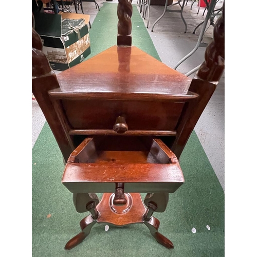 67 - A HARDWOOD JARDINIERE STAND WITH BARLEY TWIST COLUMN SUPPORTS, TWO DRAWERS AND LOWER SHELF