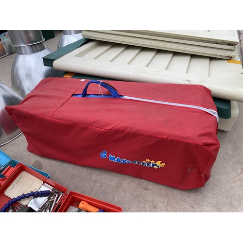 1659 - A MAXI-SLEEP TRAVEL COT