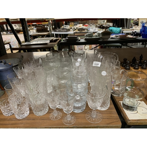 1137 - A LARGE QUANTITY OF GLASSES TO INCLUDE TUMBLERS, WINE, SHERRY, DESSERT BOWLS, WINE POURERS, ETC