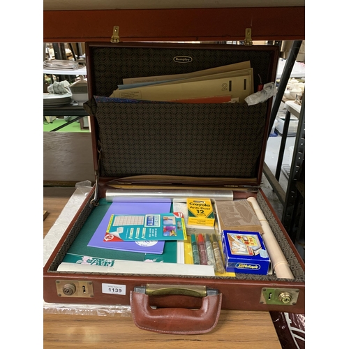 1139 - A VINTAGE SUITCASE CONTAINING A QUANTITY OF CRAFT ITEMS