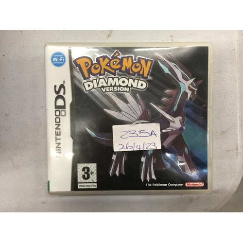 235A - A NINTENDO DS POKEMON DIAMOND GAME