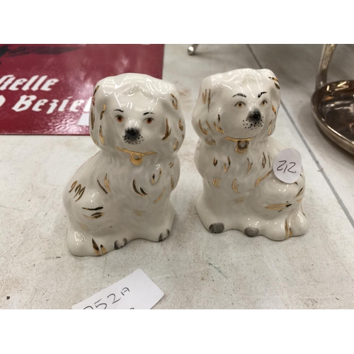 252A - A PAIR OF SMALL STAFFORDSHIRE DOGS HEIGHT 10CM