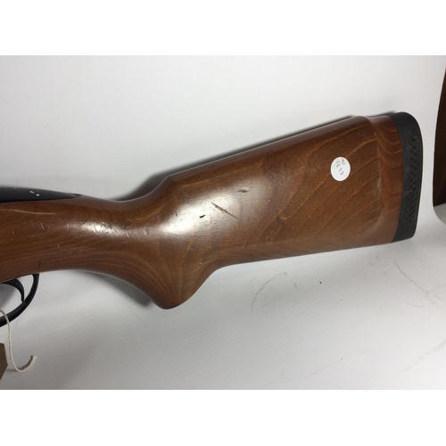 356A - A B.S.A. AIRSPORTER .22 CALIBRE AIR RIFLE, 47CM BARREL, COMPLETE WITH SLIP CASE