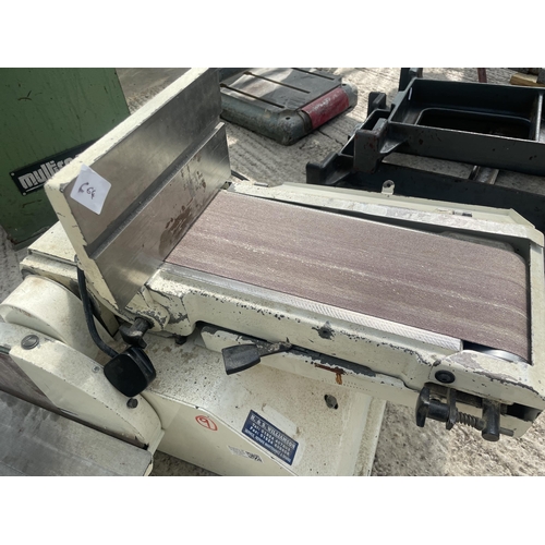 4 - AN AXMINSTER DUAL TABLE SANDER, BELT AND ORBITAL, SINGLE PHASE - NO VAT