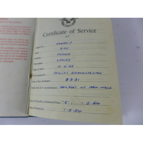 394 - FIVE MID 20TH CENTURY ROYAL AIR FORCE NOTE BOOKS, TO INCLUDE TWO CERTIFICATE OF SERVICE, FIREARMS ET... 