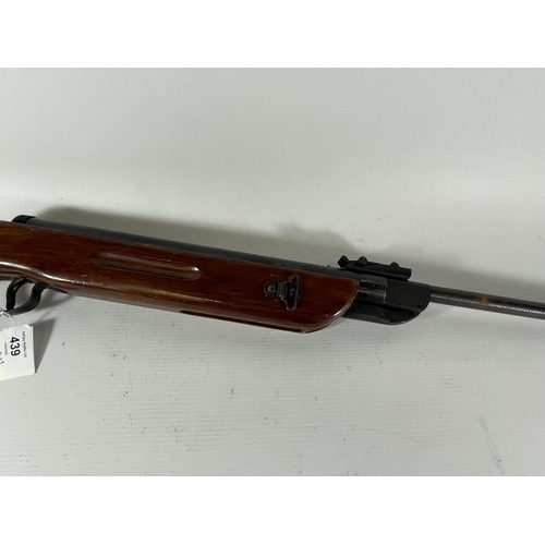 439 - A TIGER .22 CALIBRE AIR RIFLE, 48CM BARREL, LENGTH 109CM