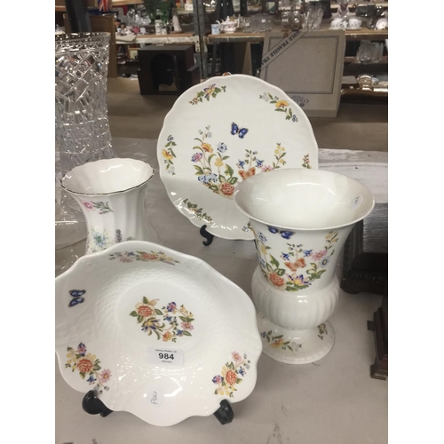 984 - A LARGE AYNSLEY COTTAGE GARDEN CAKE PLATE TOGETHER WITH VASE AND BOWL AND WILD TUDOR VASE