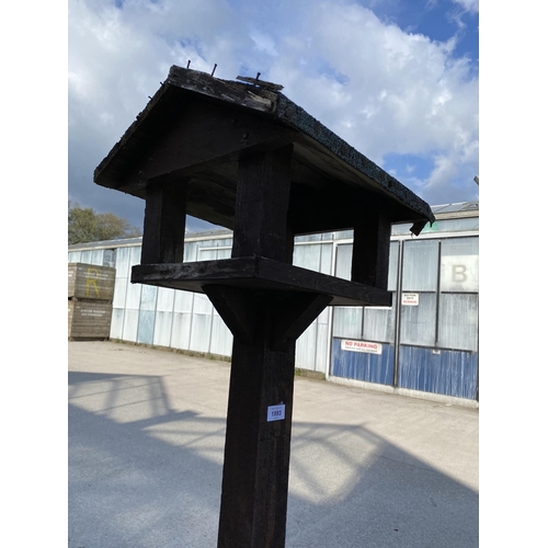 1993 - A WOODEN BIRD TABLE