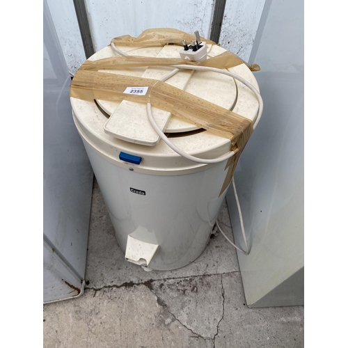 2355 - A WHITE CREDA SPIN DRYER