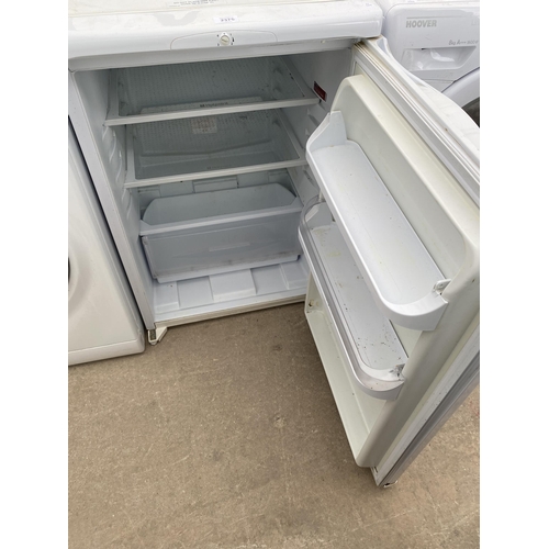 2375 - A WHITE HOTPOINT UNDERCOUNTER FRIDGE