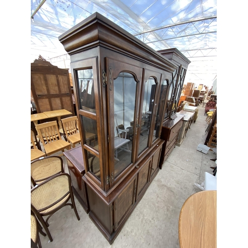 2553 - A MODERN HARDWOOD BOOKCASE ON BASE, 58