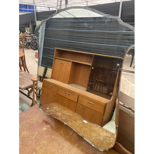 2929 - A MID 20TH CENTURY OAK DRESSING CHEST