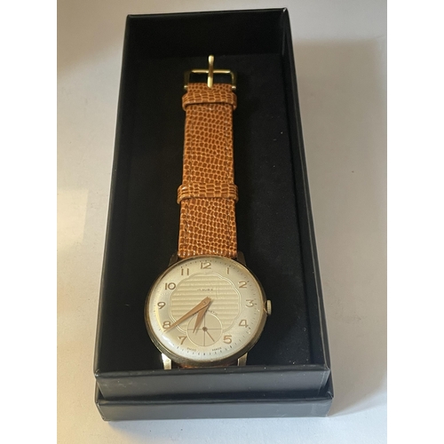 347 - A GENTS VINTAGE GOLD PLATED 17 RUBIS WRIST WATCH WITH A PRESENTATION BOX SEEN WORKING BUT NO WARRANT... 