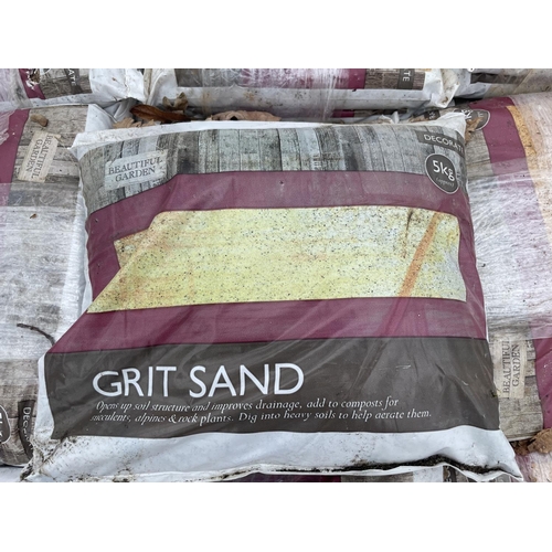 148 - TWENTY FOUR 5KG BAGS OF GRIT SAND NO VAT