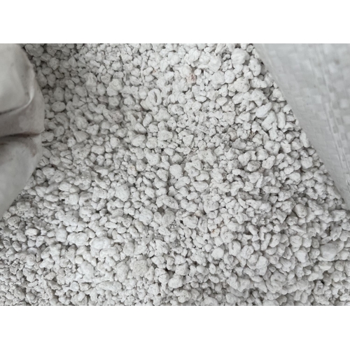 195 - 700 LITRES OF PERLITE SILVAPOR NO VAT