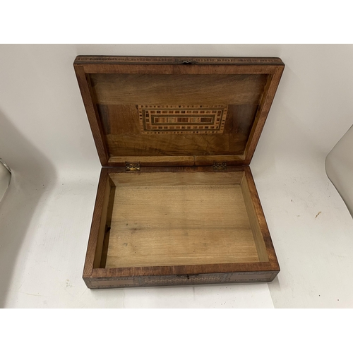 51 - A 1920'S MOROCCAN INLAID JEWELLERY BOX