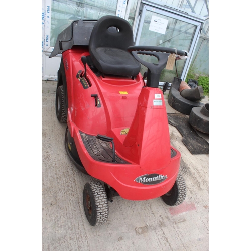 104 - MOUNTFIELD 1228M RIDE ON MOWER  WORKING CUTS & DRIVES OK - NO VAT