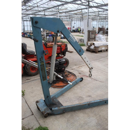 117 - 2 TON ENGINE LIFT - NO VAT