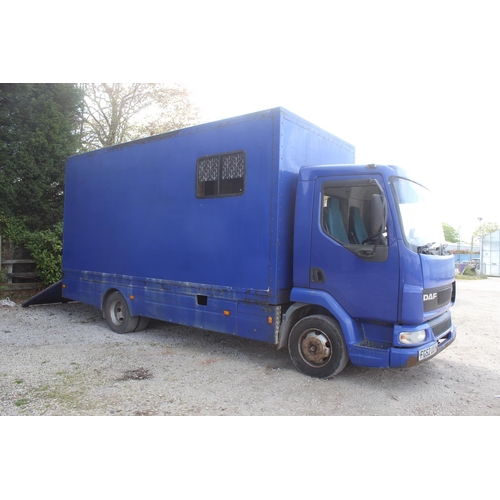 169 - DAF LF45 3 HORSE HORSE BOX 7.5 TONNE FG52UUX  FIRST REG 2002 MOT SEPT 2023 LAST 5 YEARS SERVICE HIST... 