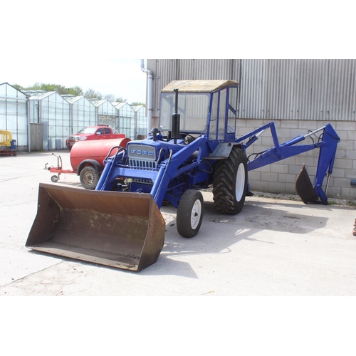 179 - A WORKING  FORD 3400 TRACTOR  WITH FRONT END LOADER & REAR END DITCHING ARM & BUCKET NO VAT