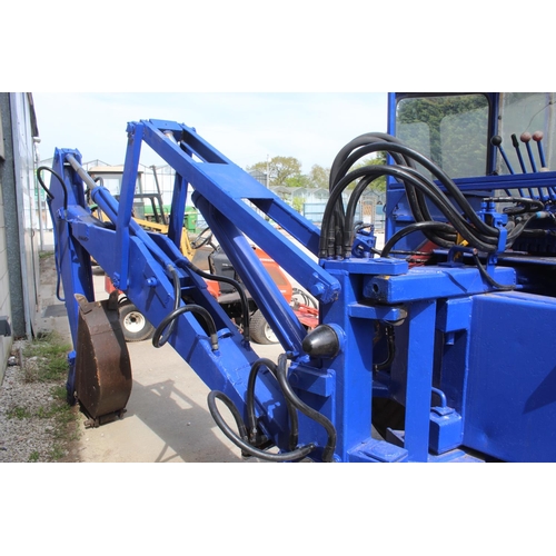 179 - A WORKING  FORD 3400 TRACTOR  WITH FRONT END LOADER & REAR END DITCHING ARM & BUCKET NO VAT