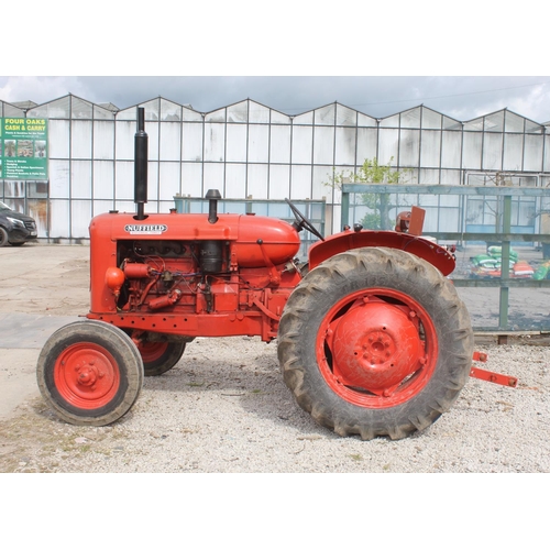 185 - A NUFFIELD UNIVERSAL THREE TRACTOR IN GOOD ORDER RECENT REBUILD, 4 NEW TYRES, RE-CON STARTER, DYNAMO... 