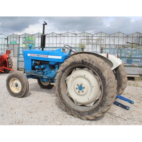 186 - A FORD 4000 TRACTOR RECENT OVERHAUL TO INCLUDE FULL ENGINE REBUILD, NEW CLUTCH, NEW STARTER, DONE 56... 