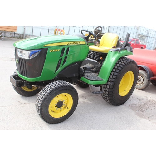 189 - JOHN DEERE 3038E COMPACT TRACTOR 2021 617 HOURS APPROX ONE OWNER FROM NEW USER MANUAL FULL TER CERTI... 