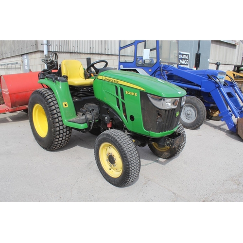 189 - JOHN DEERE 3038E COMPACT TRACTOR 2021 617 HOURS APPROX ONE OWNER FROM NEW USER MANUAL FULL TER CERTI... 